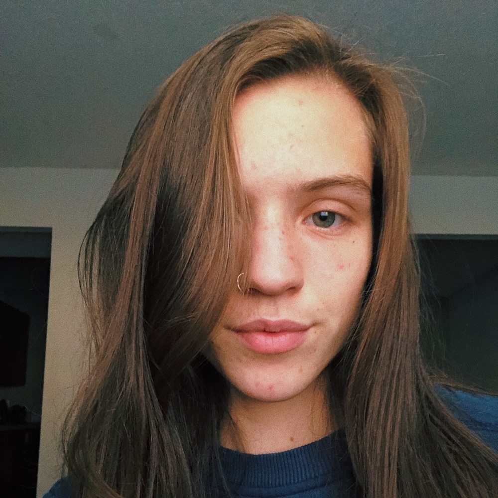 Meet your Posher, Caroline